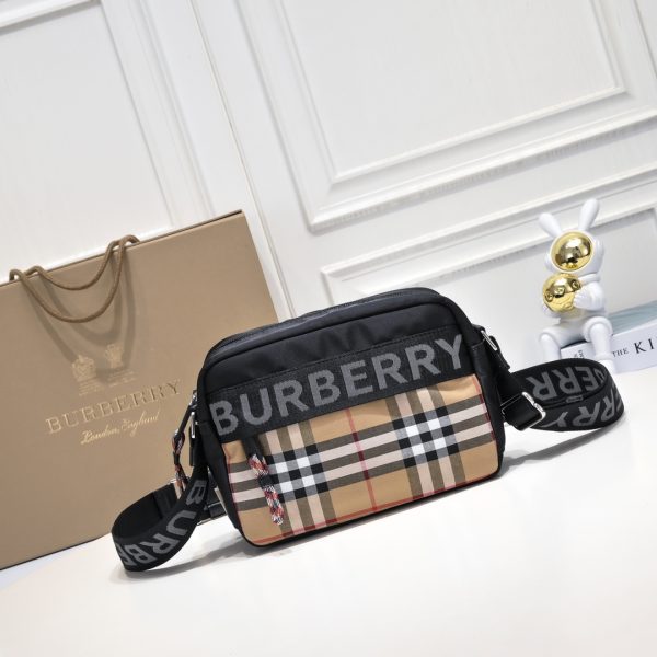 Túi máy ảnh người đàn ông Burberry Vintage