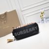 Túi máy ảnh người đàn ông Burberry Vintage