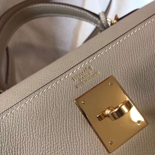 Kelly 25cm Hermes là một trong những tác phẩm kinh điển