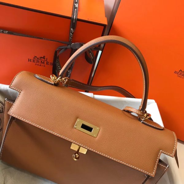 Kelly 25cm Hermes là một trong những tác phẩm kinh điển