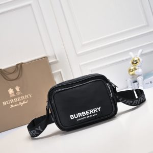 Túi máy ảnh người đàn ông Burberry Vintage