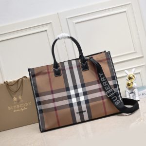 túi vải lưới mới nhất của burberry, có thể mang theo