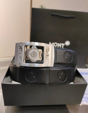 Montblanc. Đàn ông tự động đeo