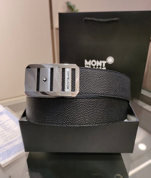 Montblanc. Đàn ông tự động đeo
