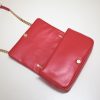 Burberry “Lola” được làm từ da cừu cừu nướng