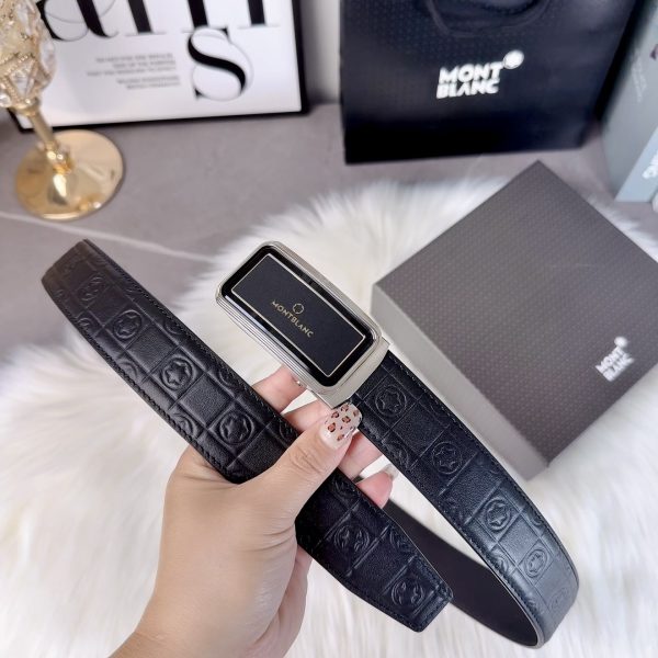 Montblanc. Đàn ông tự động đeo
