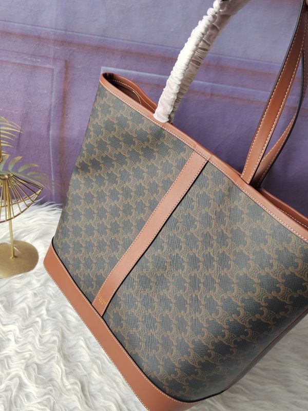 CELINE TRIOMPHE CANVAS logo túi xách