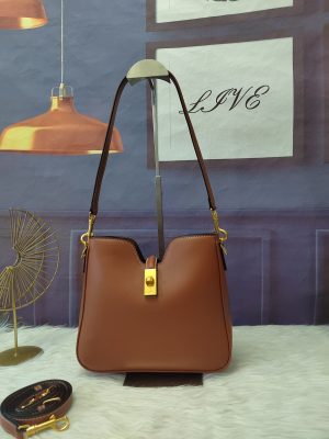 CELINE: Túi da nâu có thể mang theo vai và xích
