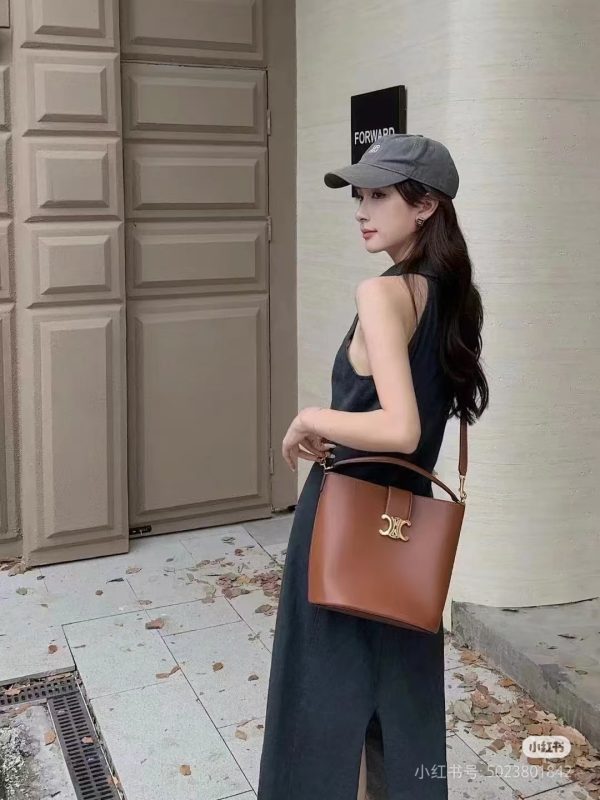 CELINE túi xách đen có thể mang theo