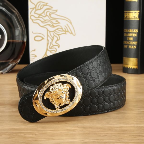 Cái nút thép không gỉ cao cấp Versace, rộng 3.8cm, được trang bị da bò hai mặt nhập khẩu từ Ý