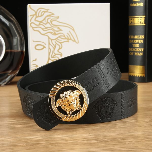 Cái nút thép không gỉ cao cấp Versace, rộng 3.8cm, được trang bị da bò hai mặt nhập khẩu từ Ý