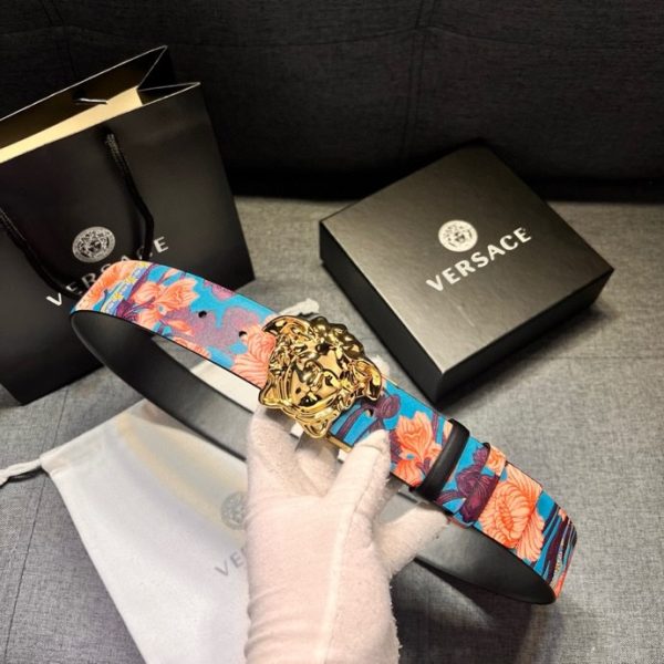 Versace Chiều rộng 4.0cm, dây lưng hai mặt này có hai cách đeo