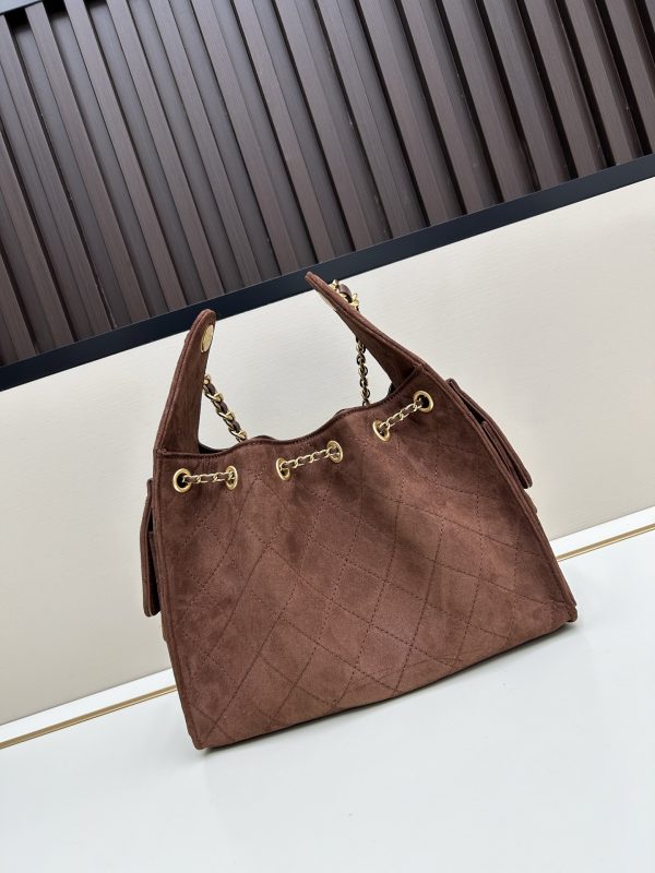 Chanel 25C Hippie, da bò Hobo