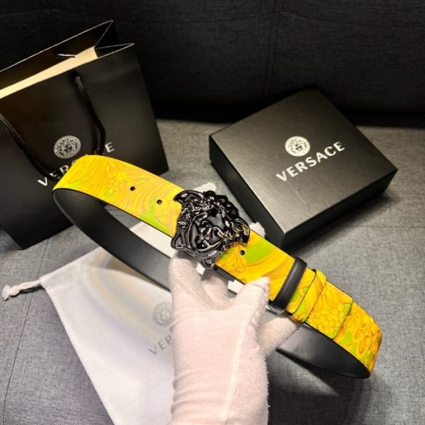Versace Chiều rộng 4.0cm, dây lưng hai mặt này có hai cách đeo