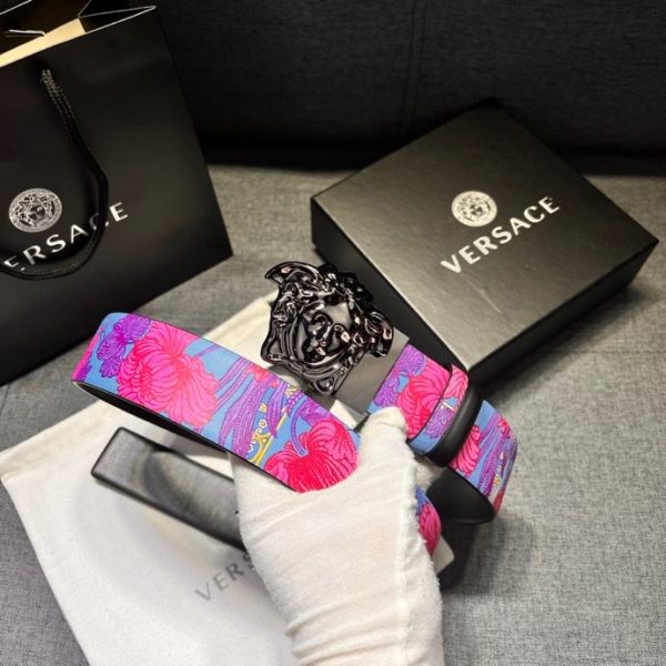Versace Chiều rộng 4.0cm, dây lưng hai mặt này có hai cách đeo