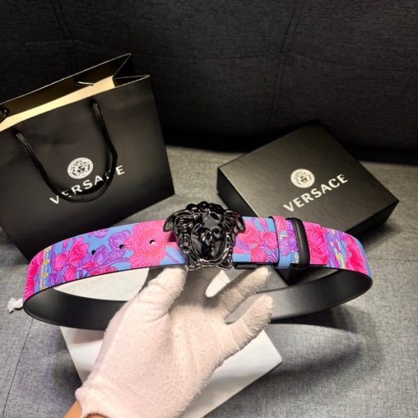 Versace Chiều rộng 4.0cm, dây lưng hai mặt này có hai cách đeo