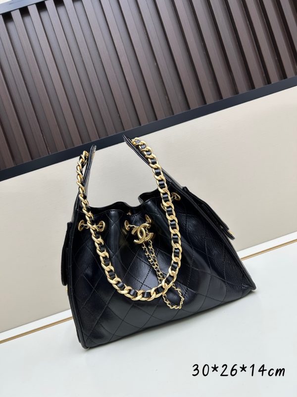 Chanel 25C Hippie, da bò Hobo