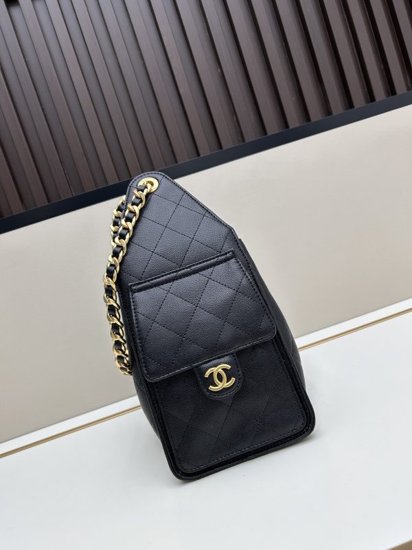 Chanel 25C Hippie, da bò Hobo