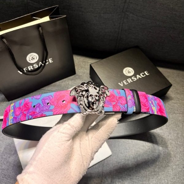 Versace Chiều rộng 4.0cm, dây lưng hai mặt này có hai cách đeo