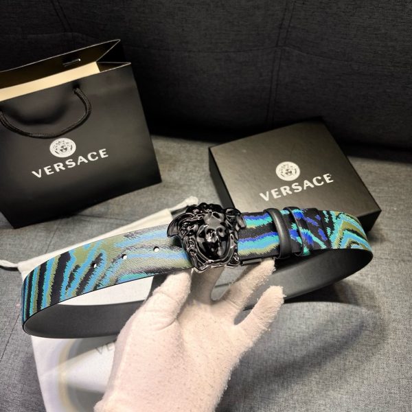 Versace Chiều rộng 4.0cm, dây lưng hai mặt này có hai cách đeo