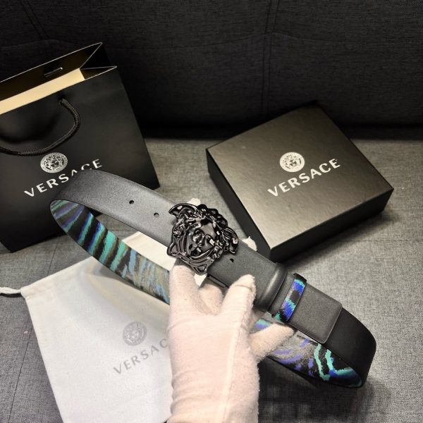 Versace Chiều rộng 4.0cm, dây lưng hai mặt này có hai cách đeo