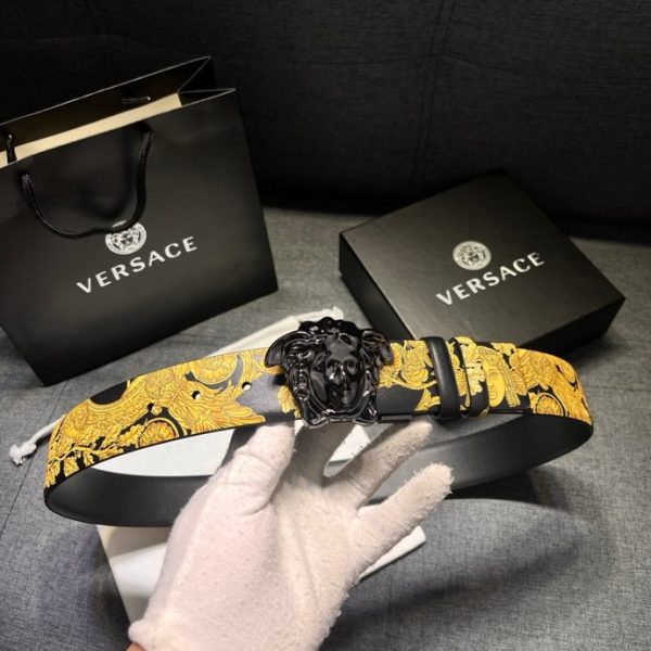 Versace Chiều rộng 4.0cm, dây lưng hai mặt này có hai cách đeo
