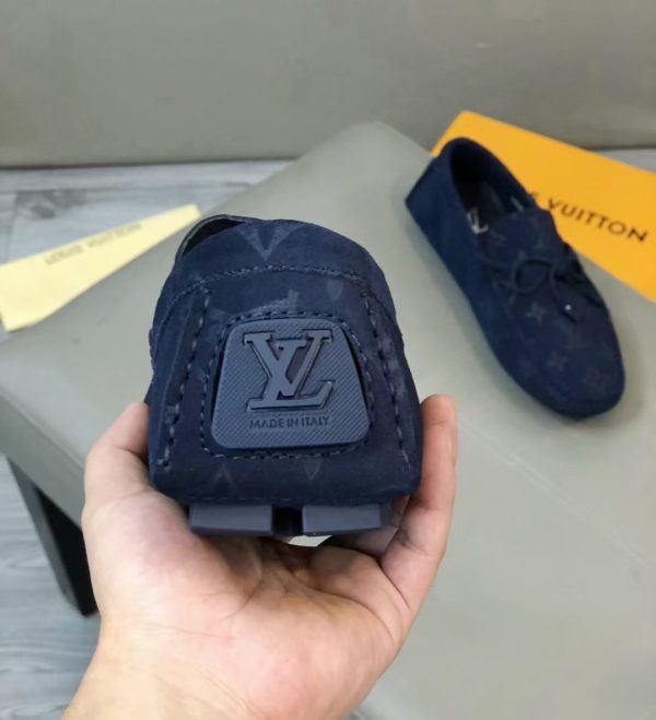 Đậu đậu nành Louis Vuitton, người đàn ông