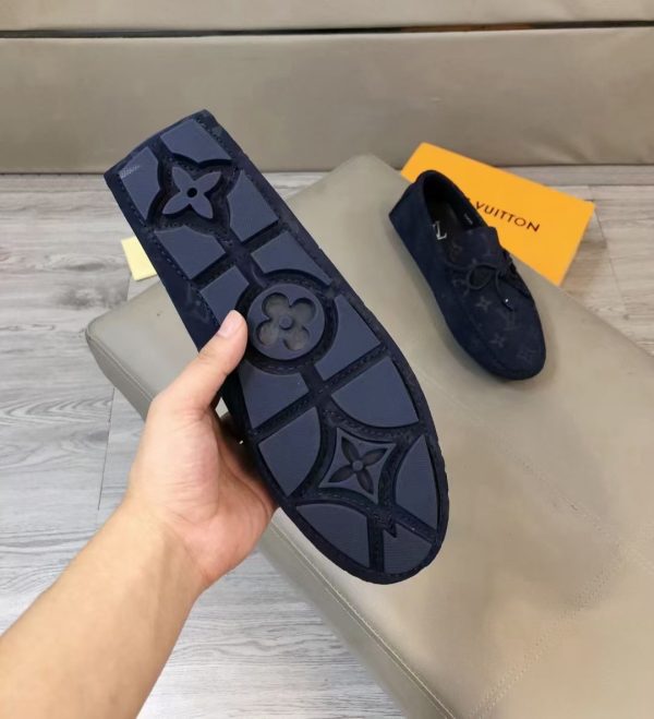Đậu đậu nành Louis Vuitton, người đàn ông