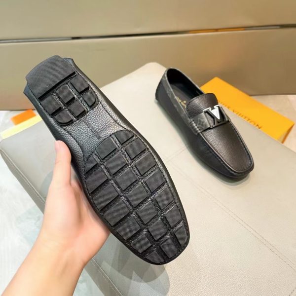 Louis Vuitton, đậu, giày, vải thiều, trong một con bò đen