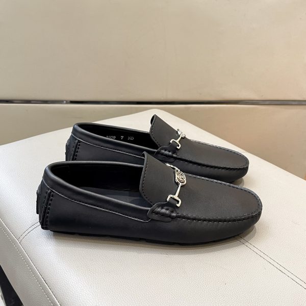 Đậu đậu, giày Louis Vuitton, người đàn ông