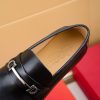 Ferragamo, giày thời trang, sáp, nước bò nhuộm