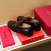 Ferragamo, giày thời trang, sáp, nước bò nhuộm