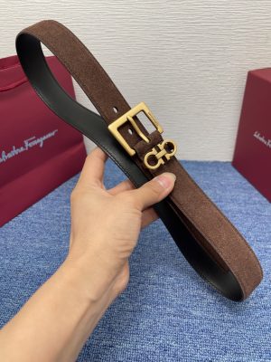 Ferragamo cài dây đai phụ nữ Chọn vật liệu cao cấp, da mềm mại và thân thiện