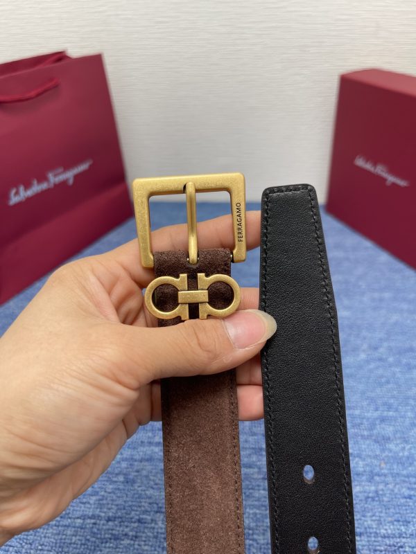 Ferragamo cài dây đai phụ nữ Chọn vật liệu cao cấp, da mềm mại và thân thiện