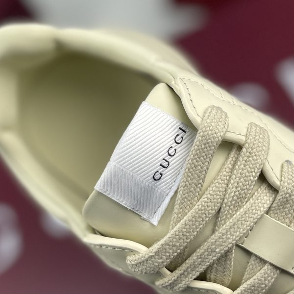 giày gucci của italy hỗ trợ nfc chip chống giả mạo
