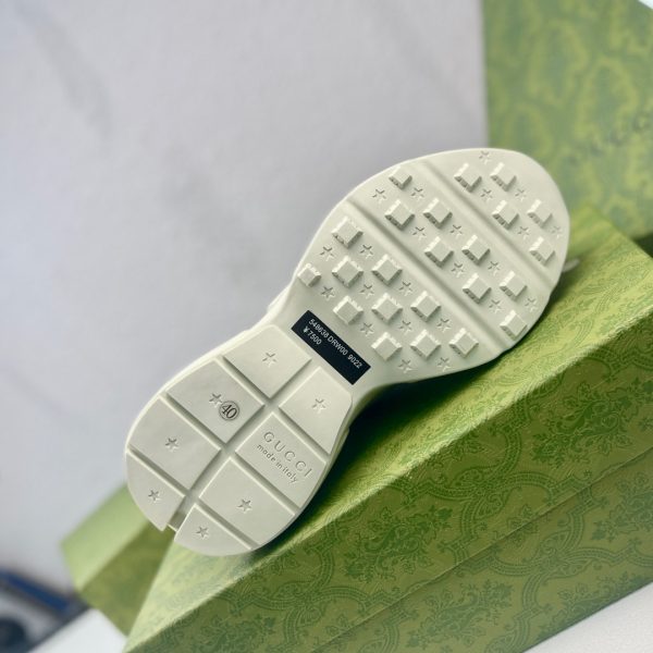 giày gucci của italy hỗ trợ nfc chip chống giả mạo