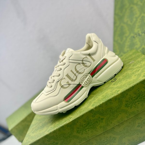 giày gucci của italy hỗ trợ nfc chip chống giả mạo