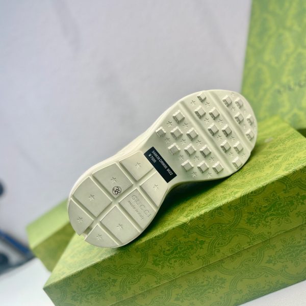 giày gucci của italy hỗ trợ nfc chip chống giả mạo