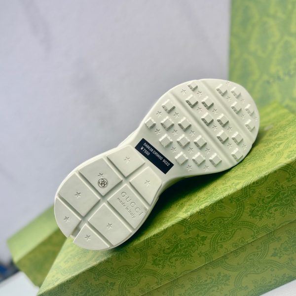 giày gucci của italy hỗ trợ nfc chip chống giả mạo