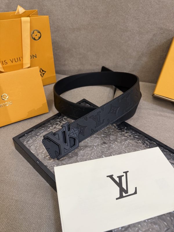 Louis Vuitton chiều rộng 40mm nguyên bản đúc nút thép