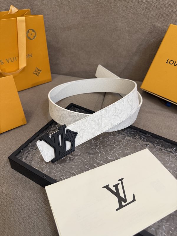 Louis Vuitton chiều rộng 40mm nguyên bản đúc nút thép