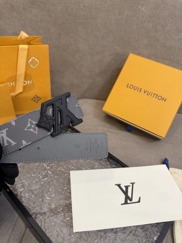 Louis Vuitton chiều rộng 40mm nguyên bản đúc nút thép