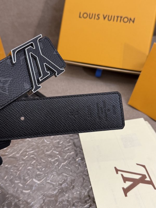 Louis Vuitton chiều rộng 40mm nguyên bản đúc nút thép