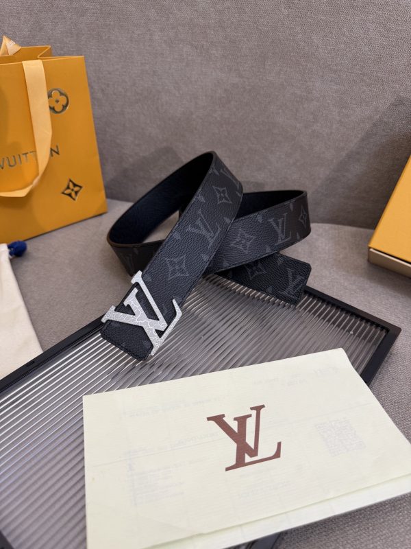 Louis Vuitton chiều rộng 40mm nguyên bản đúc nút thép