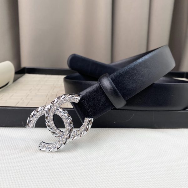 Chanel Mẫu Mùa xuân chính thức, hai mặt da bò