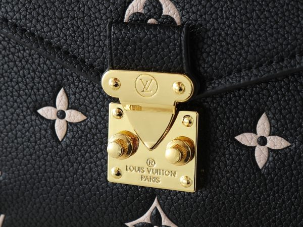 Louis Vuitton, Pocette Métis túi xách