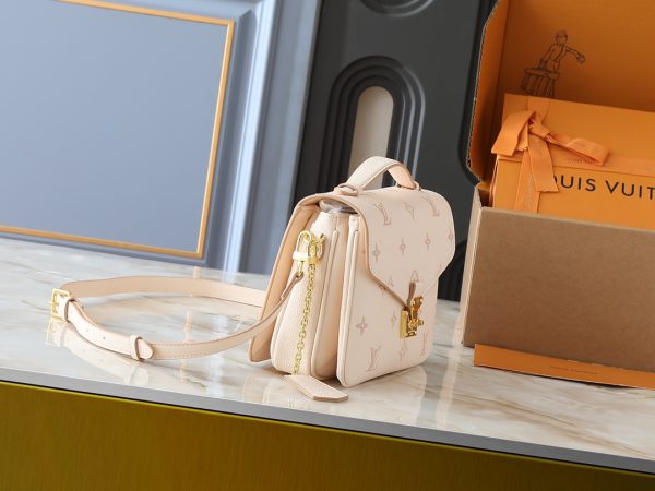 Louis Vuitton, Pocette Métis túi xách