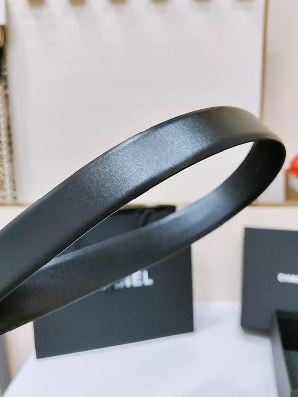 Chanel cổ điển dây đai đôi C, nút bấm logo mới với da bò con nhập khẩu