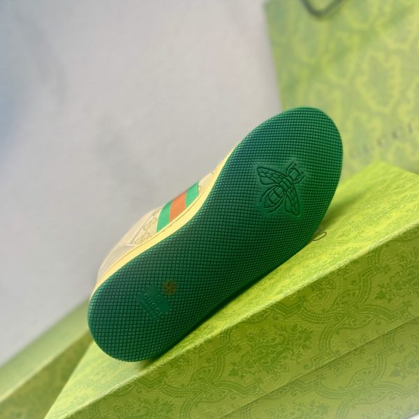 Gucci làm những đôi giày dơ bẩn