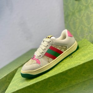 Gucci làm những đôi giày dơ bẩn